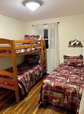 Vermont Lake House Hotel a Poultney