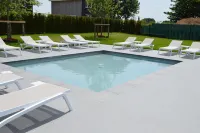 Holiday Home in Maastricht with Terrace - Swimmingpools