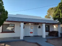 Tombstone's Vigilante Inn "EARP1Cozy, Quiet,  2 Blocks from All Festivities Hotels in Tombstone