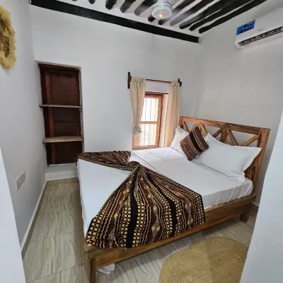 Vivi Cafe B&B Hotels near Forodhani Gardens