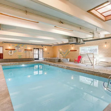 2 Blocks to Main St Downtown Frisco Condo!