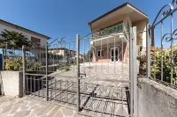 Romantic Holiday in Tuscany