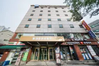 Dongdaemun Hotel Hotels near Heunginjimun Gate (Dongdaemun)