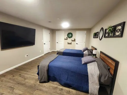 A Spacious Townhome in Newton - Unit C