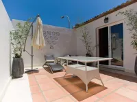 Hospedería Almundo by Alexandra Realty