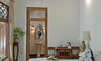 The Ermaja's Pavilion Hotel