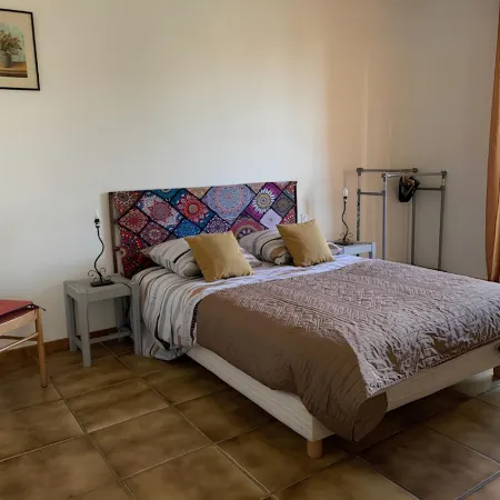 VILLA POSEÏDON FRONTIGNAN PLAGE Отели в г. Фронтиньян