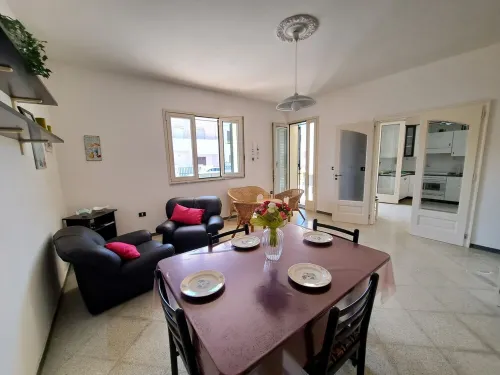 Vittorio House 100m From the Sand