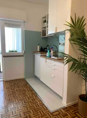 Cozy apartment 20 minutes from downtown Lisbon and Sintra Hotels in Amadora