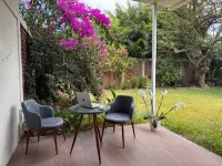 2-bedroom studio in delightful San Salvador with AC, WiFi