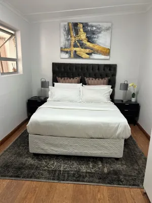 Serene cottage with WiFi in Cape Town Hotels in Milnerton