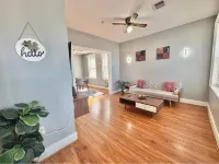 Spacious 5-bedroom apartment with AC, WiFi in superb North Bergen