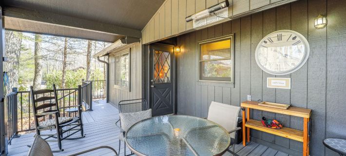 Near Lake + Trails: Rustic Newland Cabin w/ Deck! Hotels in Avery County