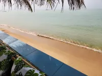 Château Du Soleil Phala Hotel in zona หาดEOD