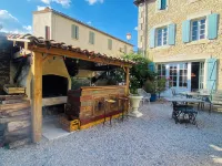 Aux Berges du Libre Hotels in Maury