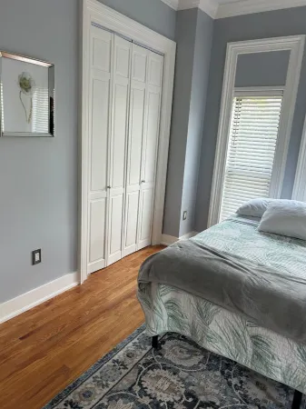 3-bedroom townhome in Little Rock. Very clean and Zen. Amazing amenities.