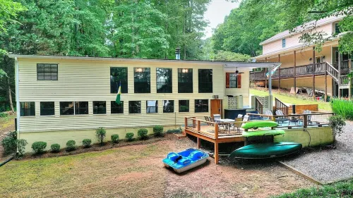 Sunrise over Lake Hartwell