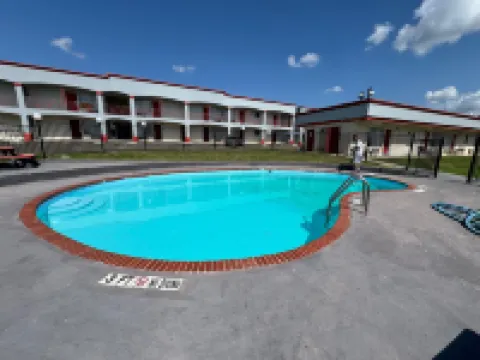 Studio 6 Suites Belton, TX Hotels in Belton