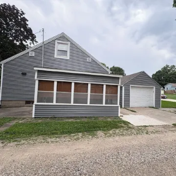 Welcoming Updated 3-Bedroom House Close to Downtown Clear Lake and City Beach! Отели в г. Клир Лейк