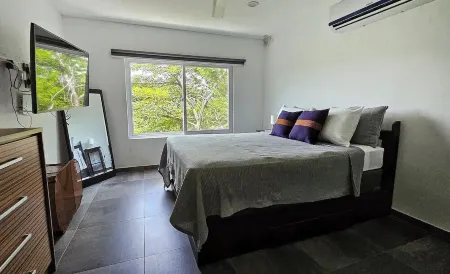 Casita Tamanique a 5min de Surf City Отели рядом с достопримечательностью «El Tunco»