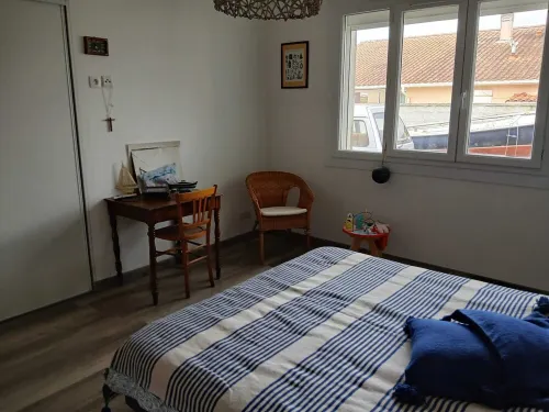 Quiet 4-bedroom villa with swimming pool close to the center and beaches