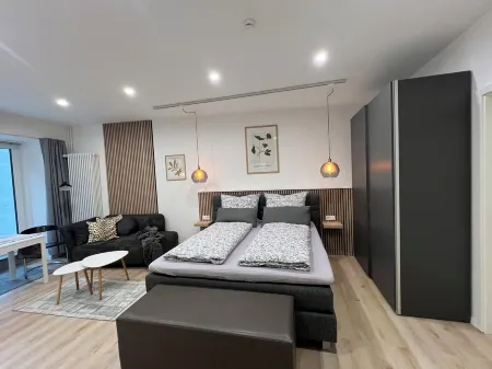 Marketplace atrium 2 on the ground floor Отели в г. Хёкстер