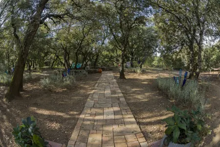 Carefully decorated house Отели в г. Гриньян