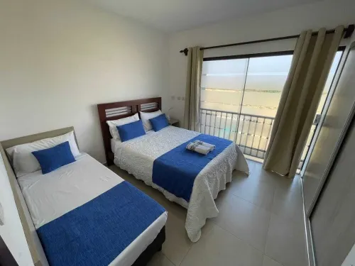 BEACH HOUSE 2-bedroom condo with AC, WiFi in fabulous Santa Cruz