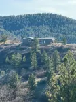 4-bedroom house in enchanting Devils Tower with Hottub and Swim Spa