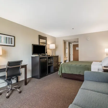 Quality Inn Portsmouth West End