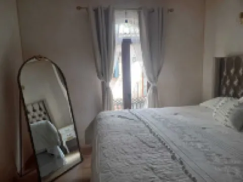 Charming 2-bedroom apartment in wonderful Val'Quirico with WiFi. Pet Friendly.