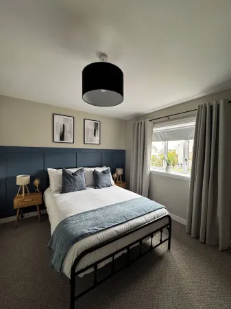 Peterhead 2 bed apartment - No 42 Отели в г. Питерхед