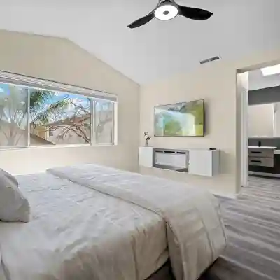 “NEW” Half Moon Retreat / +Pool Table / - 5 min away from GRATON casino Rooms