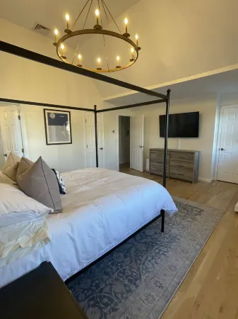 4BR NOFO Home in Heart of Wine Country (w/pool)