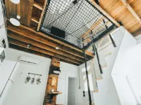 The Banana Hammock Hotels in Logan