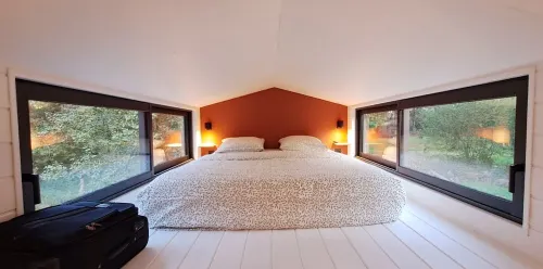 The Minimalists, Tiny House in the heart of Sologne Hotels in Ligny-le-Ribault