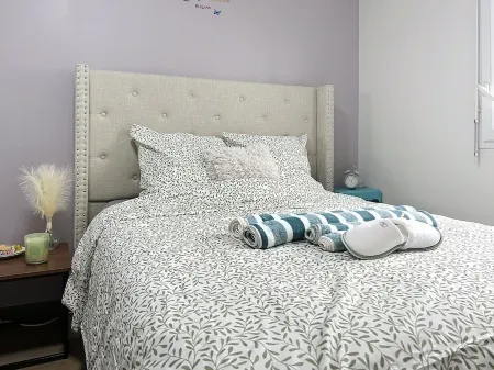 Charming, cosy room just 5 minutes from Lille Отели в г. Марк-ан-Барёль