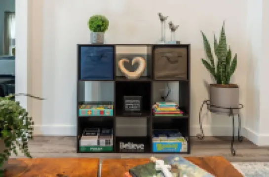 Cozy Contemporary River's Edge Retreat