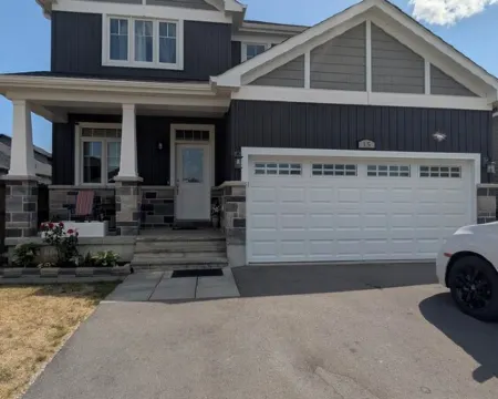 Spacious one bedroom Basement Apartment Hoteles en Belleville