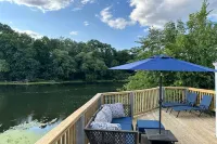 Stylish Suburban Retreat – Peaceful, Private, and Close to It All