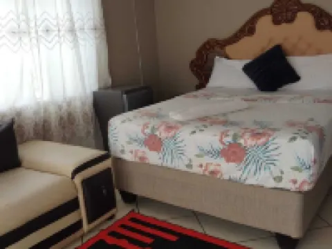 ゴールデンゲート ゲストハウス 0787391431 マフィケングのホテル