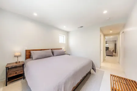 Tranquil Venice Hideaway One Minute to Beach