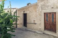 Traditional resort in Heraklion,Crete:perfect for couples, families, and groups. Hotels in Krouson