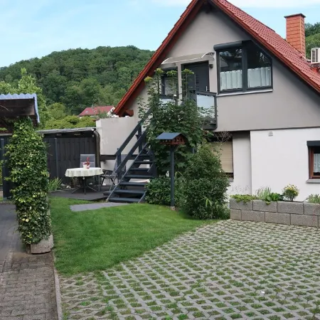 Kleine Gemütliche Dachgeschosswohnung Bino