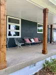 Flower Farm 3BR/2BA Mid-Century Farmhouse Near Mammoth Cave