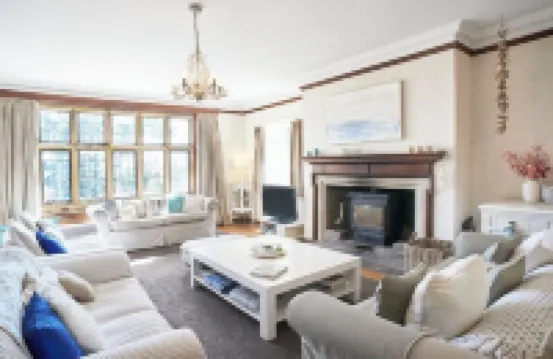 Luxurious apartment at Pickwell Manor with large amount of space for 9 people