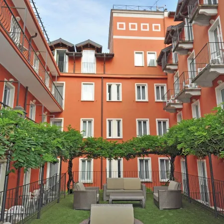 Cavour 30Tre - Hotel Moderno