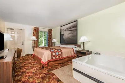 Super 8 by Wyndham Fayetteville Hôtels à : Fayetteville
