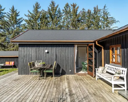 "Marla" - 1.1km from the Sea Hoteles en Bindslev