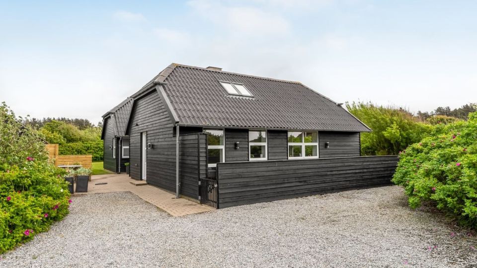 "Alfuin" - 500m from the Sea